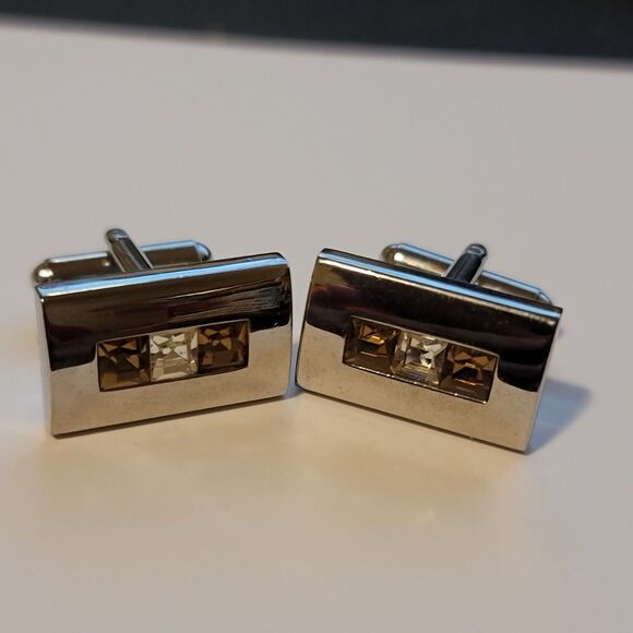 Vintage Silver Tone Cufflinks – Rectangular Design with Faceted Stones - Picture 2 of 3